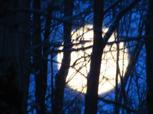 super-moon-in-morning